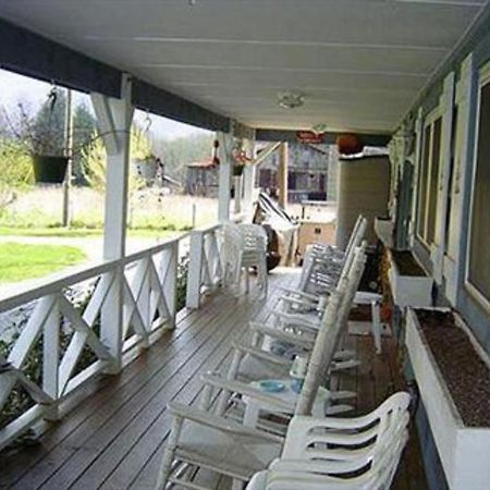 מגי ואלי Misty Mountain Ranch B&B מראה חיצוני תמונה